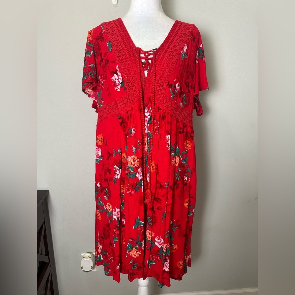 Torrid Red Floral Gauze Skater Flutter Lace Up Neck Pocket Dress Size 1 1X - Picture 4 of 13